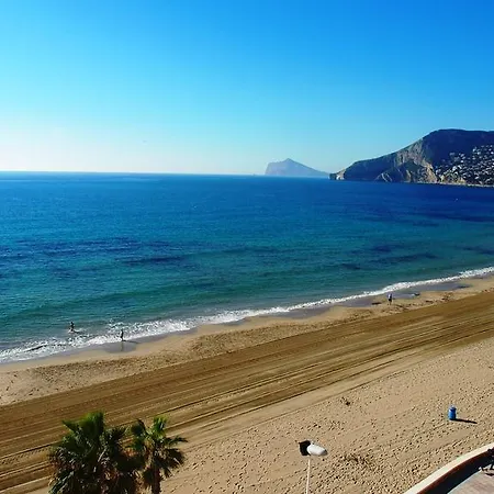Athena Calpe